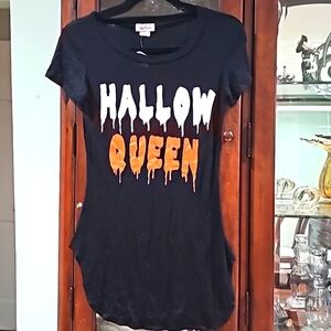 Miss Popular Halloween Tee-shirt Black "HALLOW QUEEN " Black size small nwt